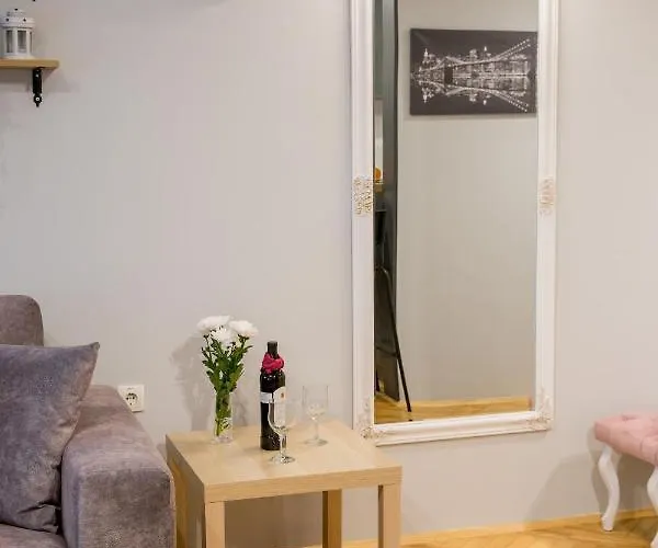 아파트 Milena 수보티차