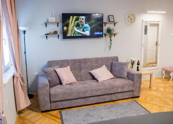 Milena 아파트 수보티차